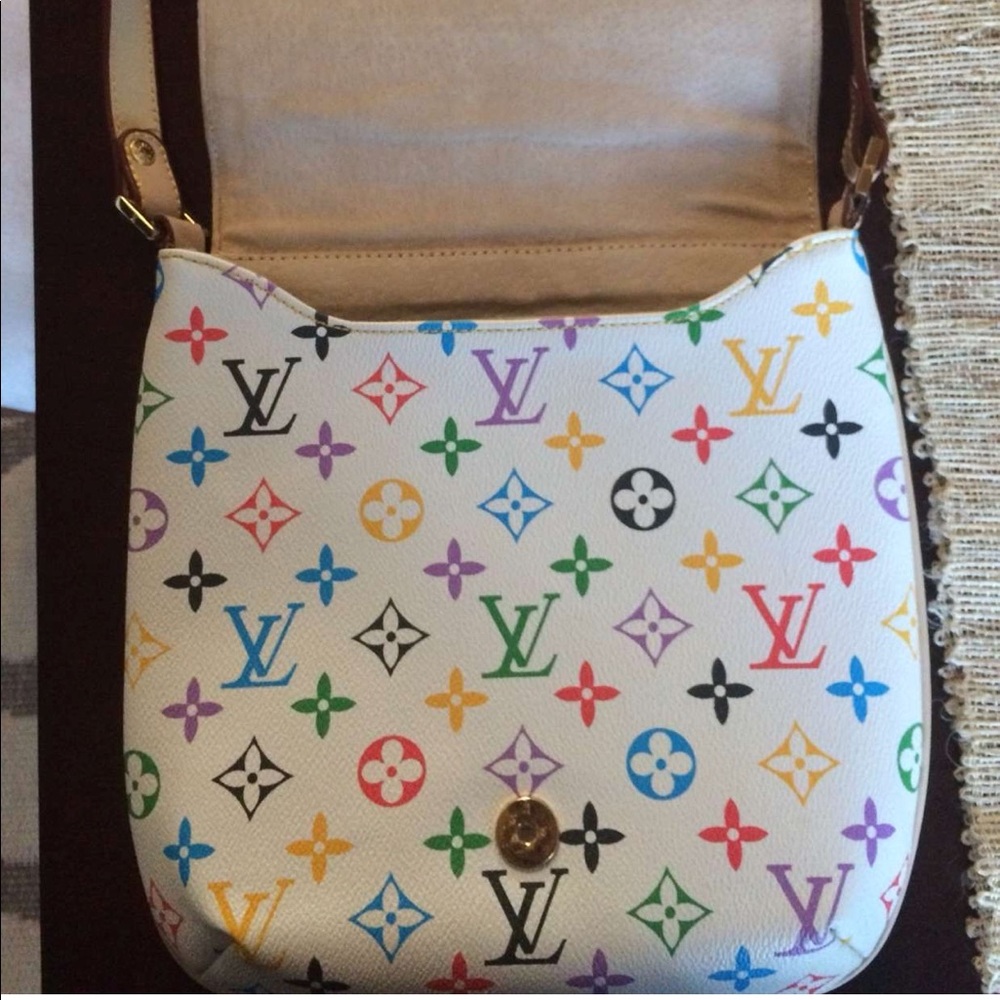 Purse - Picture 2 of 6